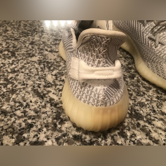 Adidas Yeezy Boost 350, non reflective Size US 10 - Picture 9 of 10